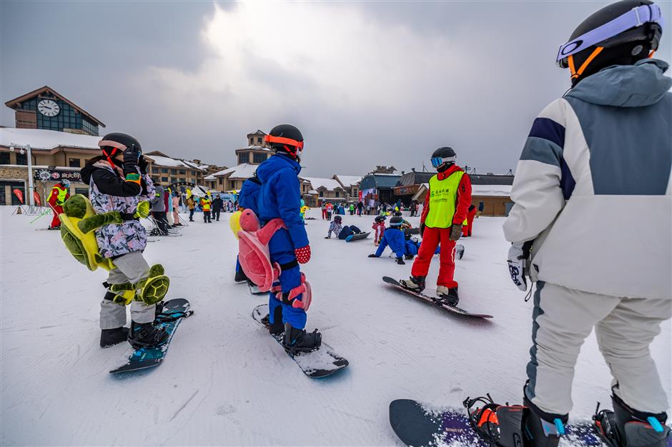 Chartered flights for ski tourists announced between Shanghai and Changbai Mountain