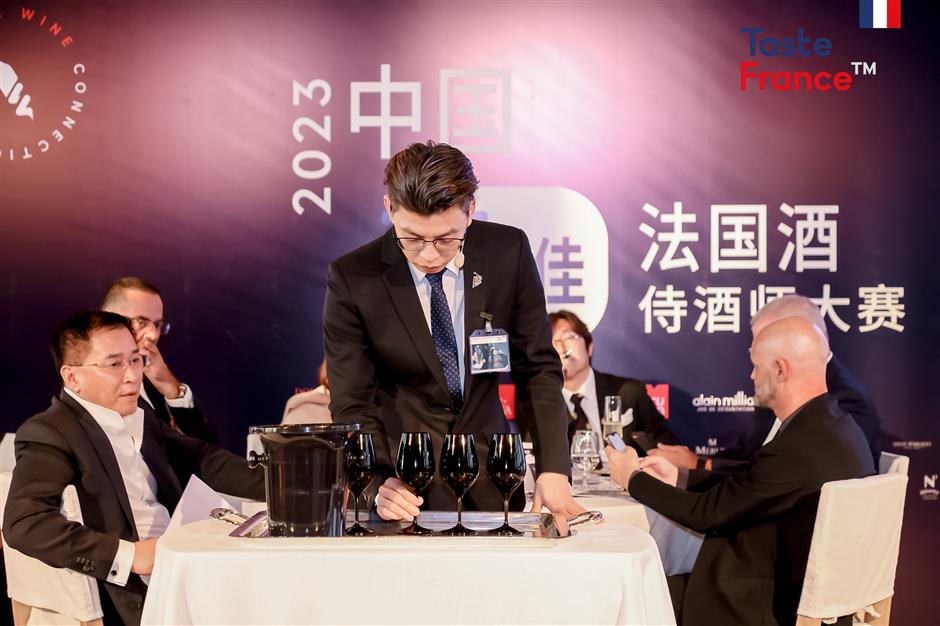 2 wine stewards to represent China at the Asian sommelier competition in Singapore