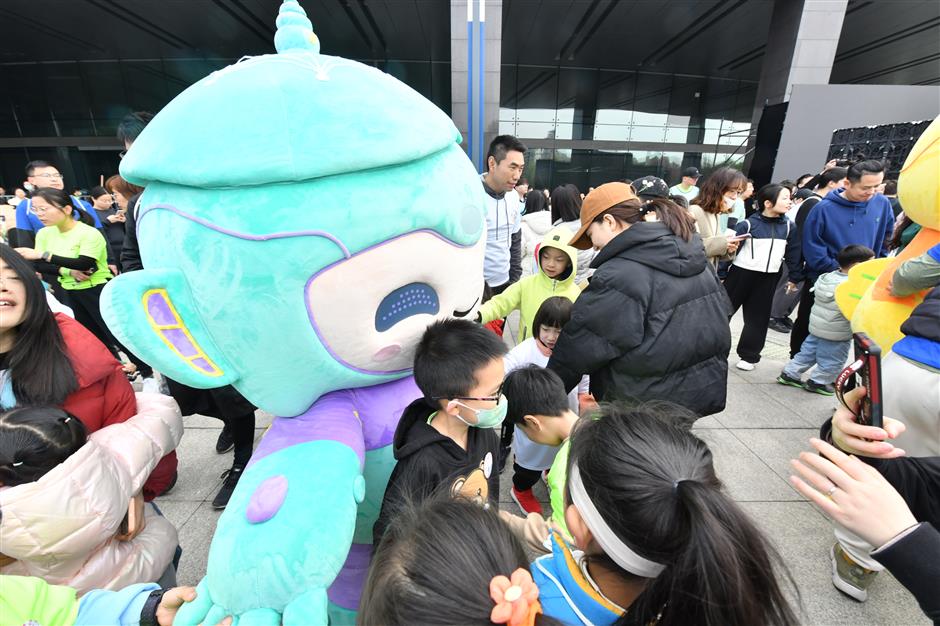 Cherry blossom running fuses vitality and sport ahead of Asian Games
